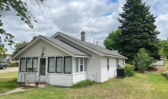 402 S Clark St, Bassett, NE 68714