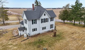 W7900 Meek Road, Arlington, WI 53911