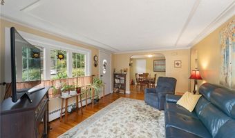 25 Hillview Ave, North Smithfield, RI 02896