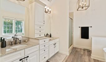 623 Oswego Dr, Adams Twp., PA 15044