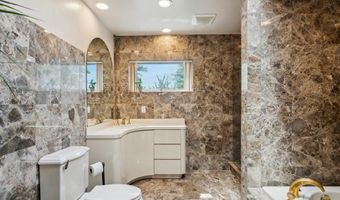 44 Netz Pl, Albertson, NY 11507