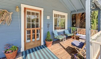 363 Beach St, Ashland, OR 97520