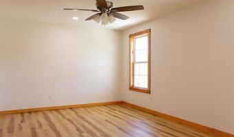 1392 Sugarloaf Rd, Amity, AR 71921