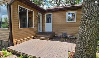1713 S Shore Dr, Albert Lea, MN 56007