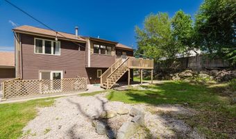 1 Lee Ann Dr, Johnston, RI 02919
