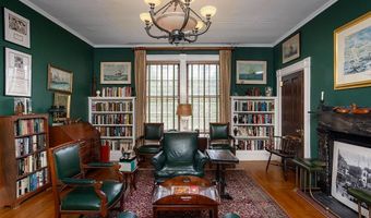 10 Bull St, Newport, RI 02840