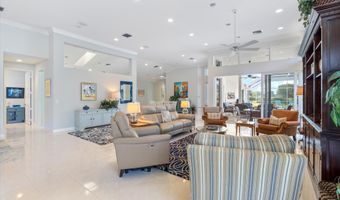 201 Orange Tree Dr, Atlantis, FL 33462