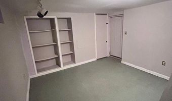 11 Baker St, Andover, NJ 07801