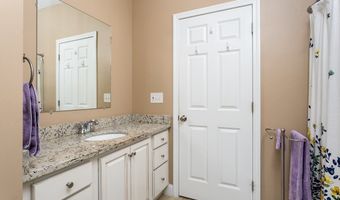 4 Candlelight Ln, Bellingham, MA 02019