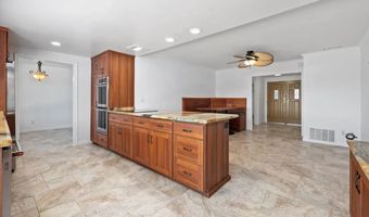 5020 Park Rim Dr, San Diego, CA 92117
