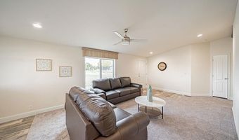 960 Cottage Ln, Blackfoot, ID 83221