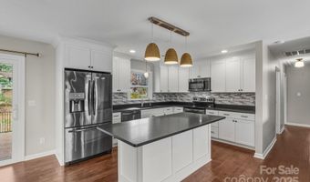 47 Pensacola Ave, Arden, NC 28704