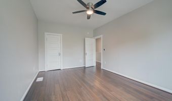 82 T St NW 3, Washington, DC 20001