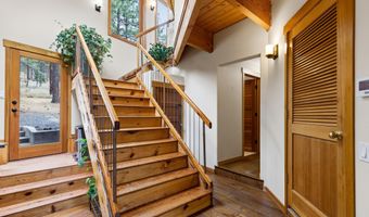 63220 Johnson Rd, Bend, OR 97703