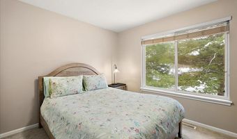 661 Abbey Mill Dr SE 41, Ada, MI 49301