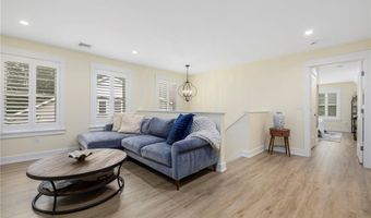 70 Tourjee Ln, North Kingstown, RI 02852
