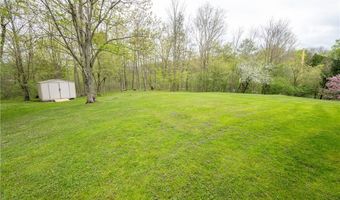 11686 Parkwood Dr, Alden, NY 14004