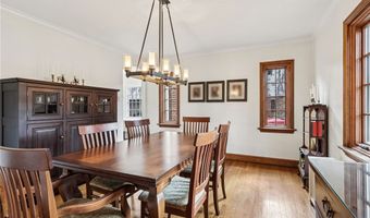 227 Overwood Rd, Akron, OH 44313