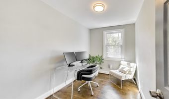 4609 HILLSIDE Rd SE, Washington, DC 20019
