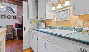 304 CHERRY St, Arkadelphia, AR 71923