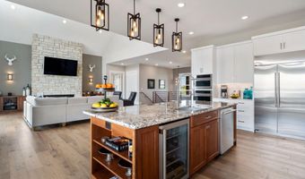 281 Lakeshore Dr, American Falls, ID 83211