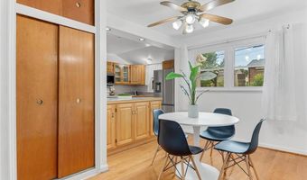 4359 Mohegan Dr, Affton, MO 63123