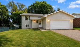 121 Brown Ave S, Annandale, MN 55302