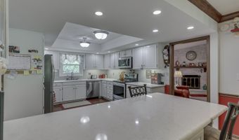 6903 White Pines Ct, Indianapolis, IN 46217