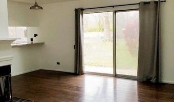 1943 Ozark Pkwy 1943, Algonquin, IL 60102