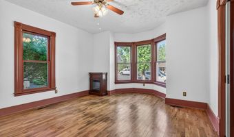 138 Third St, Ashland, OR 97520