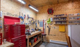 261 Hemlock St, Buffalo, WY 82834