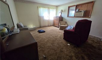 151 Cleveland Ct, Andover, OH 44003