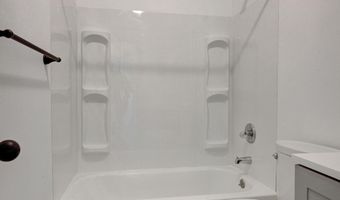 238 E 21st St, Baxter Springs, KS 66713