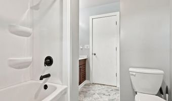 959 North St, Anoka, MN 55303