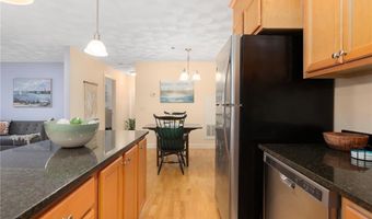 45 Saw Mill Dr 305, North Kingstown, RI 02852