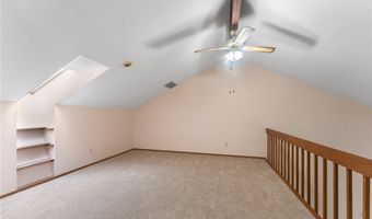 1707 W Hampton Dr, Austintown, OH 44515