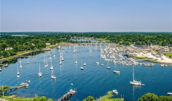 32 Chapin Rd, Barrington, RI 02806