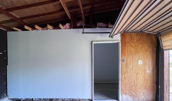 825 N 7th St, Arkansas City, KS 67005