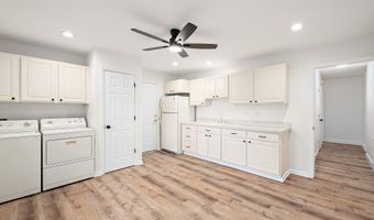 1465 OCEAN Pkwy, Berlin, MD 21811