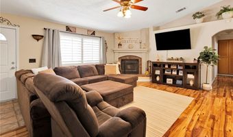 20083 Rimrock Rd, Apple Valley, CA 92307