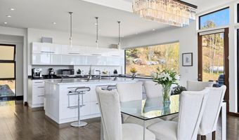 660 S Peak Rd, Boulder, CO 80302