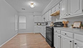 1015 NW Maxwell, Ardmore, OK 73401