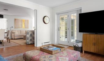 112 Pine Glen Dr C-2, East Greenwich, RI 02818