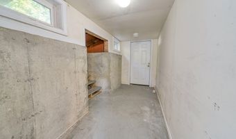 208 Congress St, Belfast, ME 04915