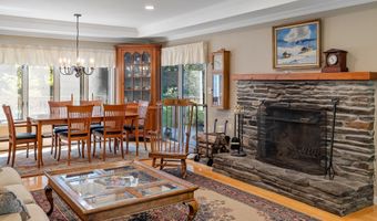 4 Spencer Rd, Hanover, NH 03755