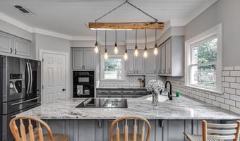 209 Lake Terrace Pl, Brandon, MS 39047