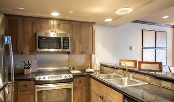 210 Offerson Rd R-214/32, Beaver Creek, CO 81620