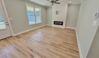 524 Seventh St, Bay St. Louis, MS 39520