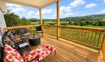 369 PASO FINO Dr, Augusta, WV 26704