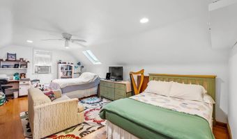 156 E Weisheimer Rd, Columbus, OH 43214